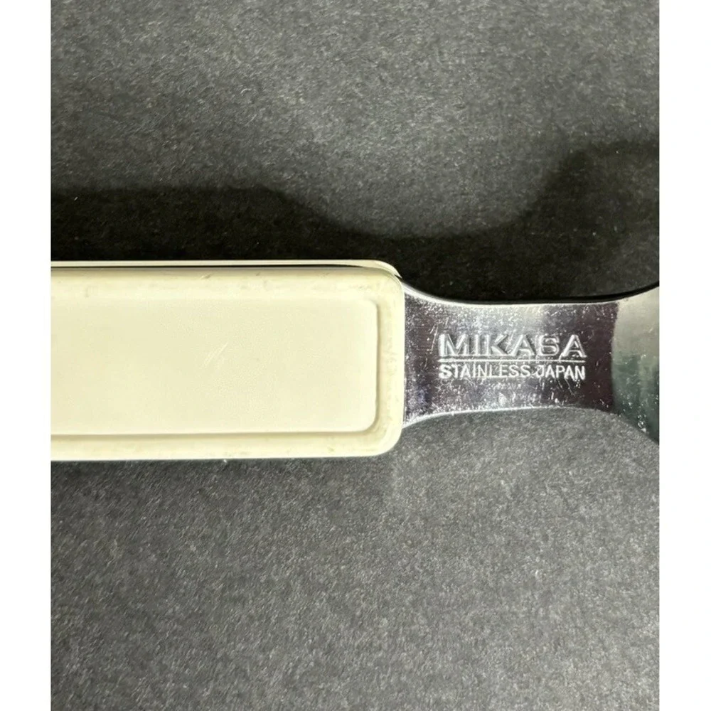 Mikasa Beige Cream Handle Flatware 17 Pcs MIS31 Plastic Fork Knife Spoon Retired